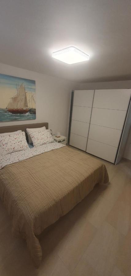 Hause Lupic Appartement Rab Town Buitenkant foto
