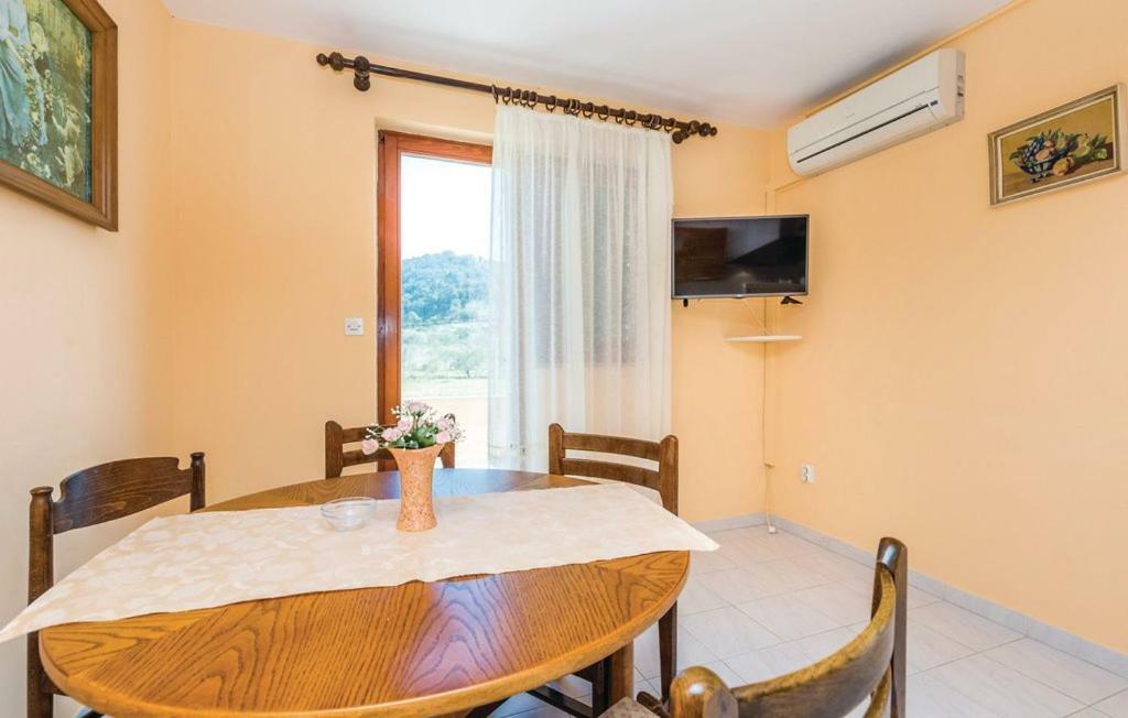 Hause Lupic Appartement Rab Town Buitenkant foto